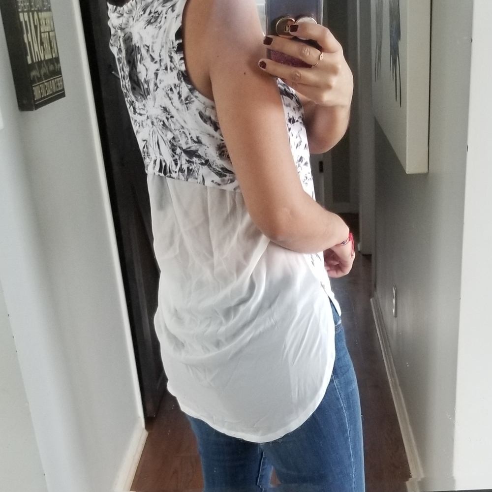 👚TOP WITH SHEER BACK - Picture 8 of 8